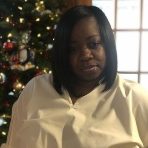 Meet your Posher, Aisha